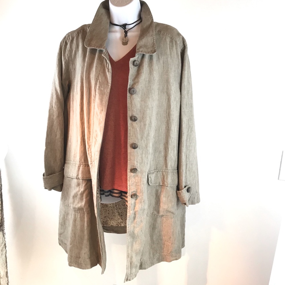 J JILL 100% linen artists coat with floral lining.